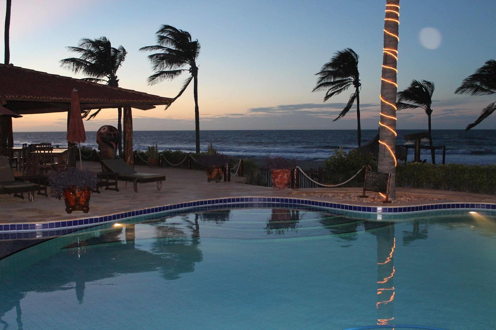 Hotel Rede Beach Trairi Esterno foto